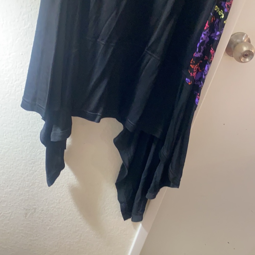 Dress - Picture 8 of 8